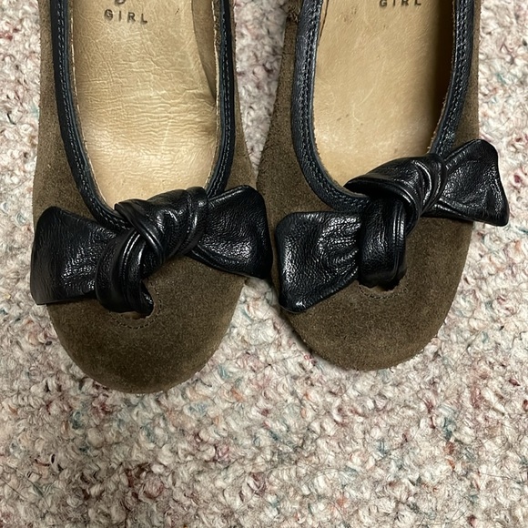 Fly London bow toe wedge heels in excellent condition - Picture 3 of 8